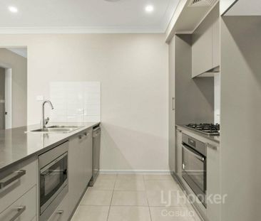 4 Bedroom Duplex - Photo 1
