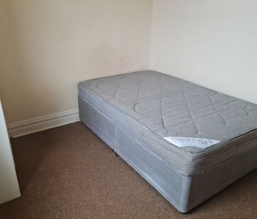 Very Large 6 Bed Student Property - Photo 5