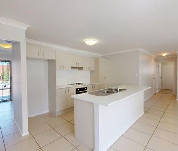 8 Opal Close, Rutherford NSW 2320 - Photo 3