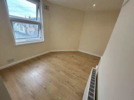 Topsham, Exeter - Photo 4