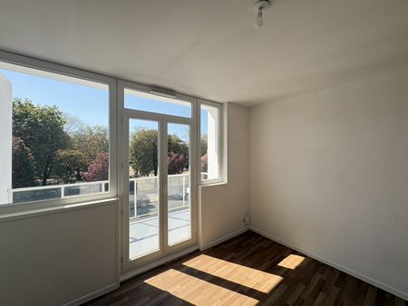 Location Appartement 3 pièces 70m² DUNKERQUE 59240 - Photo 5