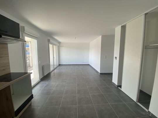 Appartement 3 pièce(s) 2 chambre(s) 61.23 m² - Photo 1