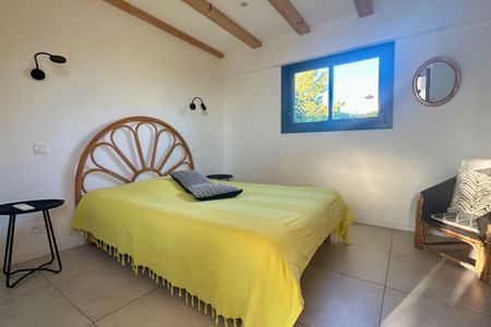 Collines de St Laurent du Var Maison jumelée meublée 3/4 pièces 70 m2 - Photo 4