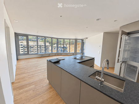 Exklusive 4.5-Zimmer-Wohnung im 16. Stock im Pilatus Tower - Photo 4