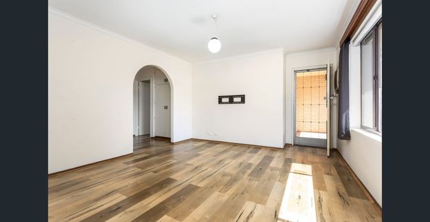 Modern Upstairs Living Close - Photo 1