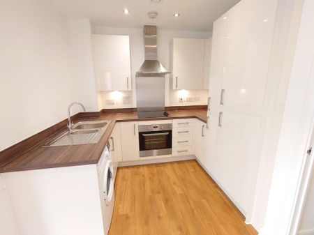 2 bedroom apartment to rent - Photo 4