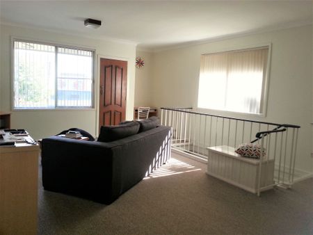 2 Bedroom Unit In Great Location! - Photo 3