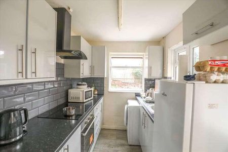 Baker Street, Northampton, NN2 - Photo 3