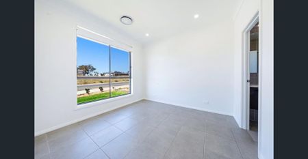 Modern Living In The Heart of Austral - Photo 5