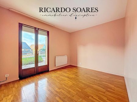 60700 PONT-SAINTE-MAXENCE (SARRON) - MAISON FAMILIALE, 5 CHAMBRES (dont 3 au rdc), GARAGE, JARDIN - Photo 2