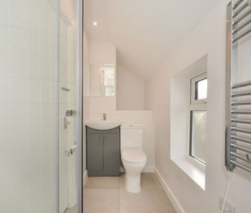 Semi-detached House to rent - Wyncham Avenue, Sidcup, DA15 - Photo 3