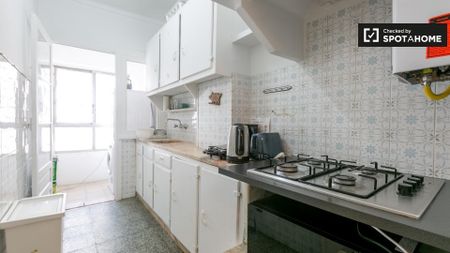 lisbon, Lisbon 1500-077 - Photo 2