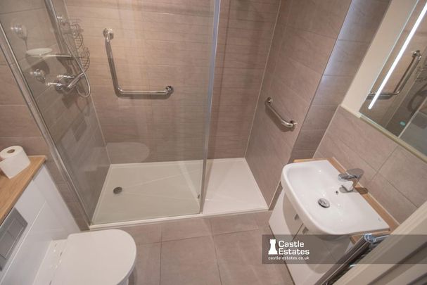 1 bedroom retirement property to rent - Photo 1