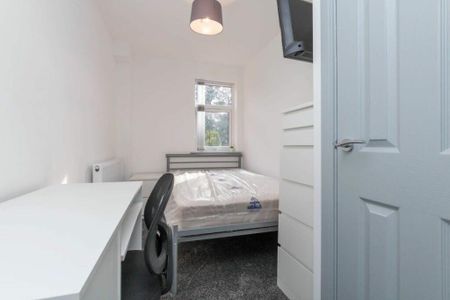 7 bedroom semi-detached house to rent - Photo 3