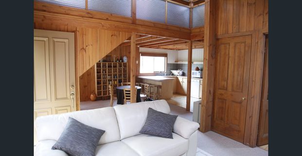 Fully furnished apartment - Photo 1