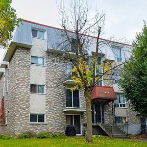 BEAU 4 1/2 | CHAUFFAGE & EAU CHAUDE - Photo 3