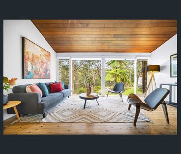 Architectural Bushland Retreat with Poolside Entertaining - Photo 2