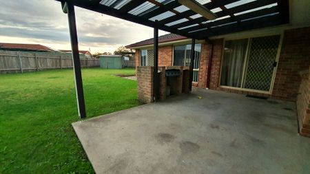 The Ideal Family Home - Photo 5