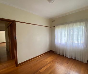 Three bedroom home! - Photo 3