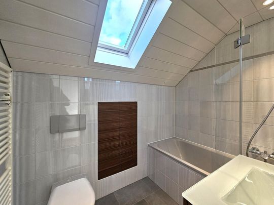 2.5 room apartment on the 1st floor of a villa in Nyon - Photo 1