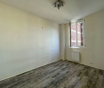 Location Appartement 3 pièces 70m² - Photo 2