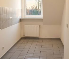 Schöne, helle 2-Raumwohnung im Dachgeschoss - Foto 4