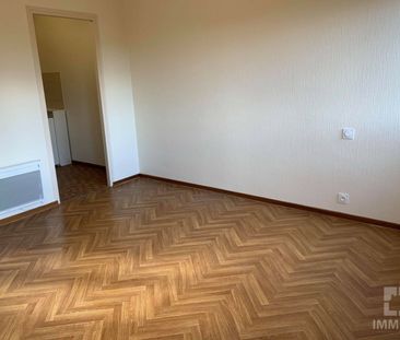 Location Appartement 1 pièce 25m² CAHORS 46000 - Photo 2