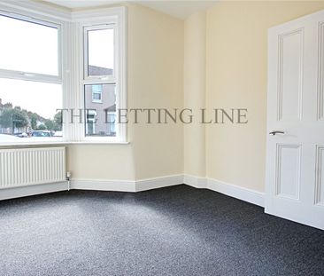 Sunnyside Road North, London, N9 9SW - Photo 2