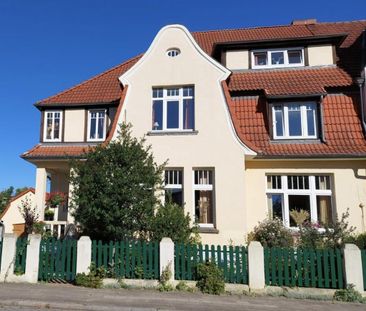 Wohnen in stilvoller Villa in beliebter Lage von Güstrow - Photo 1
