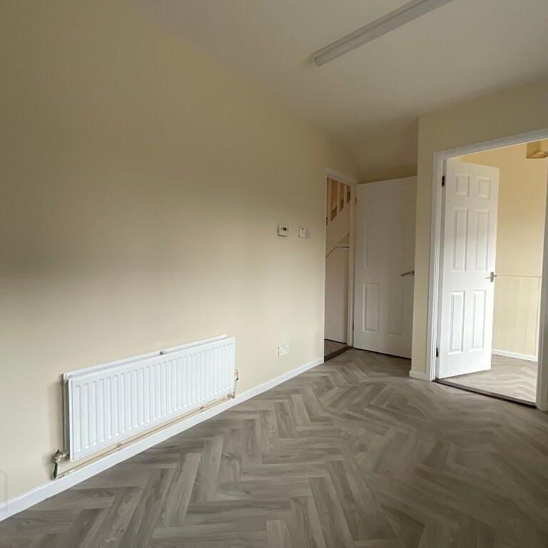 12 The Cherry Walk, Carrickfergus, BT38 8HD - Photo 1