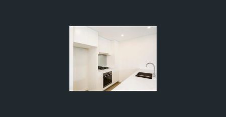 City Skyline View - Photo 5