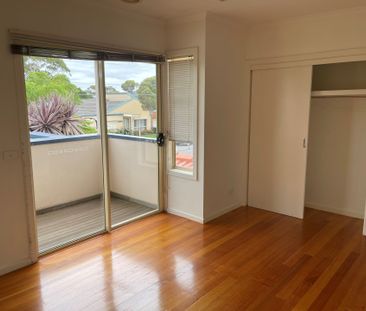 42 Maddox Road, Newport - Photo 3