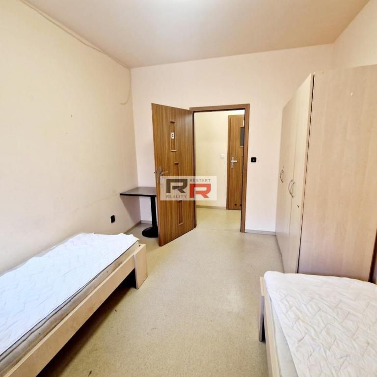 Pronájem bytu pokoj 10 m2 - Photo 1