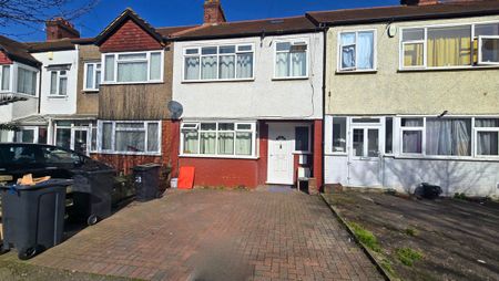 Studio To Let - Photo 5