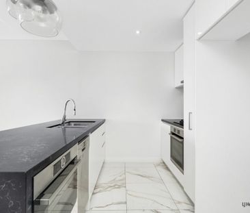 Sixth-Floor Apartment with Stunning Hinterland Views! - Photo 3