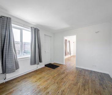 3 bedroom detached house to rent - Photo 4