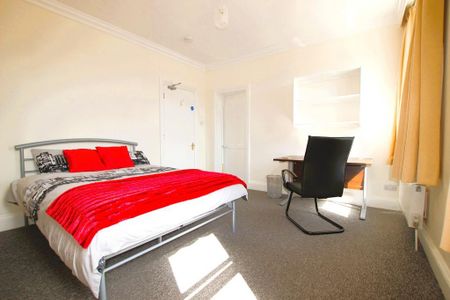 1 bedroom semi-detached house to rent - Photo 2