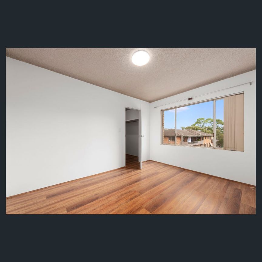 Quiet Complex Living - Photo 1