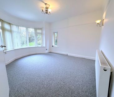 A 2 Bedroom Ground Floor Flat Instruction to Let in - Photo 1