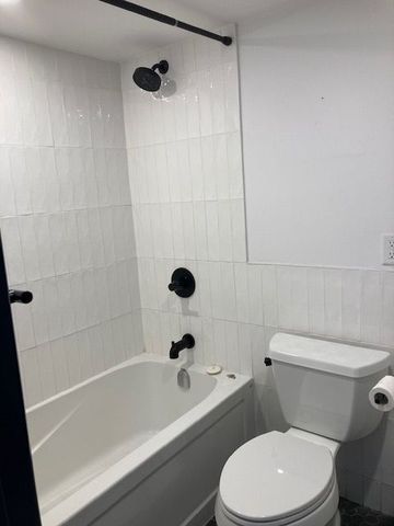 For Lease - 204 Kingston Road Unit# 102, Toronto, Ontario - Photo 4