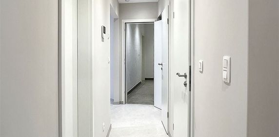 Appartement te huur in Jette voor € 950 met 1 slaapkamer - Photo 2