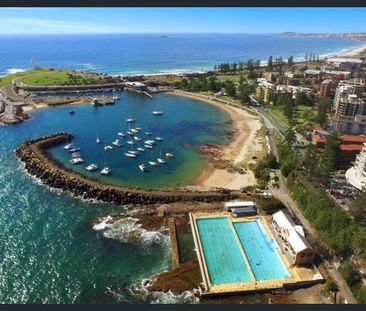 Coastal Delight - Beachside Bliss Awaits You in Wollongong! - Photo 5