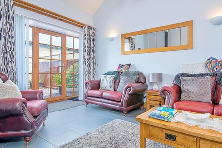 Llandyfriog - Photo 4