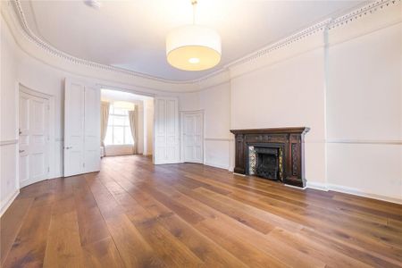 3 bedroom flat to rent - Photo 2