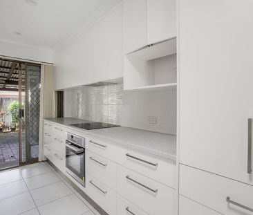 Neat and Tidy Apartment in Beachside Complex - Photo 6