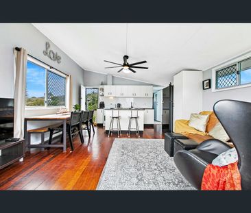 49 Kent Street, Urangan, Qld 4655 - Photo 1