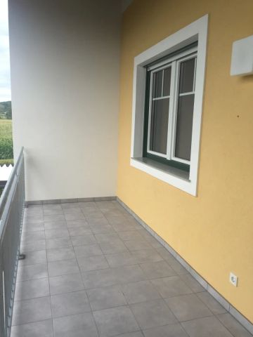 Provisionsfreie, neuwertige Mietwohnung mit Balkon in St. Margarethen/ Raab ...! - Photo 2