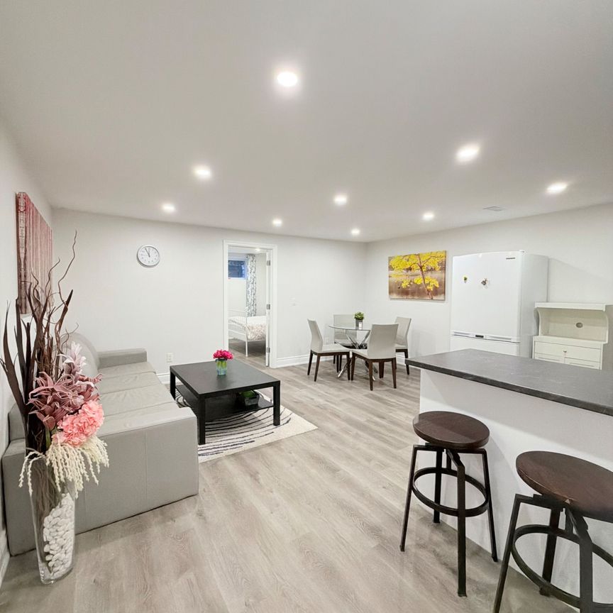 For Lease - 3477 Riverspray Crescent, Mississauga, Ontario - Photo 1