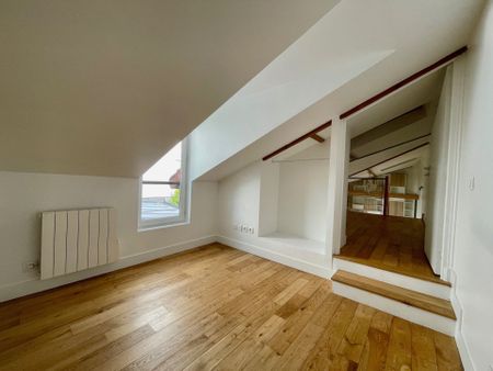 Location Maison Charenton-le-Pont 94220 Bois - Photo 3