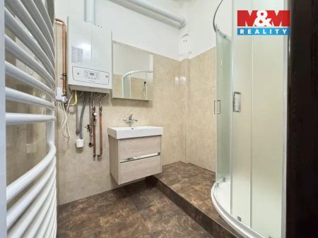 Pronájem, byt 3+1, Pečky, ul. Petra Bezruče - Photo 3